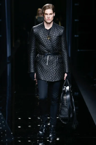 Look 56